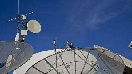 中國(guó)實(shí)現(xiàn)衛(wèi)星通信突破，價(jià)格平民化促進(jìn)服務(wù)普及